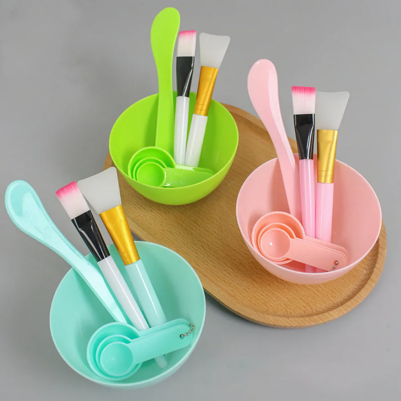 7-piece facial mask bowl and brush set, view 5 - MRSLM