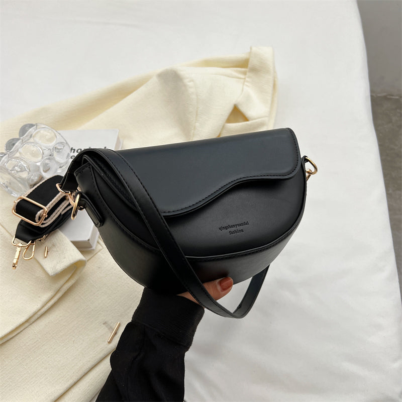 women's vintage pu leather chain crossbody bag, view 3 - MRSLM