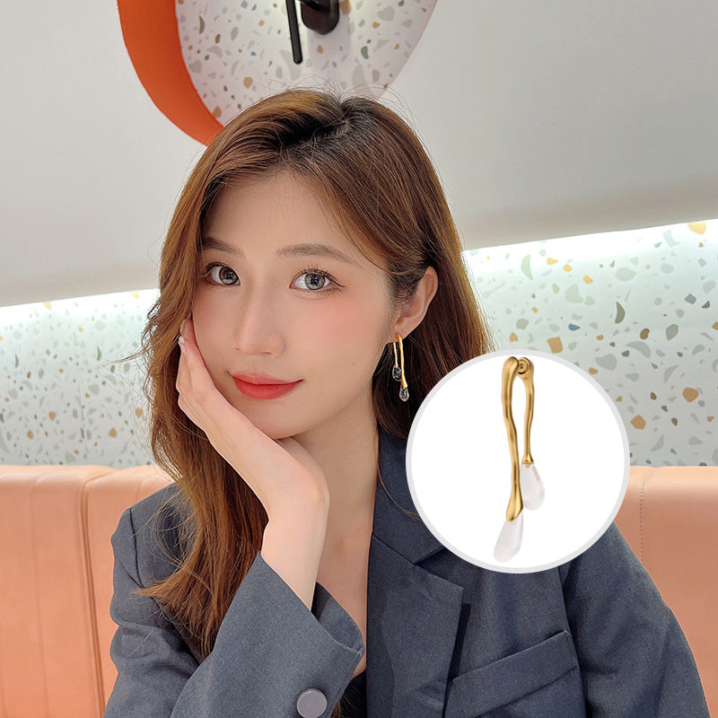 all match gold geometric earrings, view 4 - MRSLM