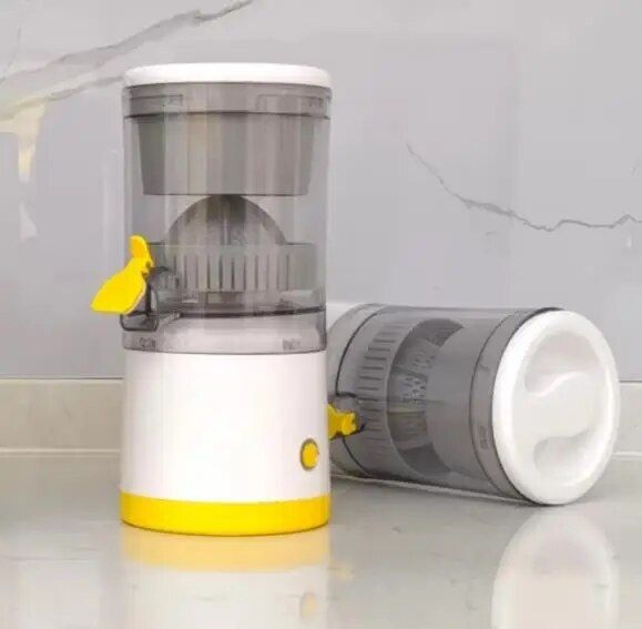 Compact USB rechargeable electric juicer, view 2 - MRSLM