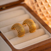 C-shaped mesh earrings, view 3 - MRSLM