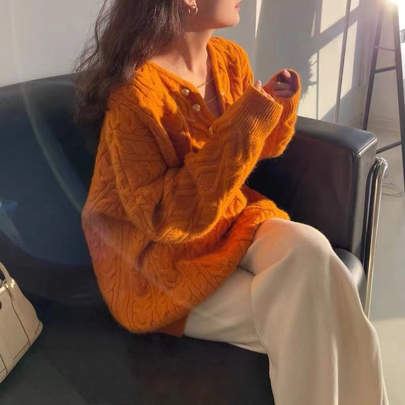 Women's oversized mid-length cable knit sweater, view 3 - MRSLM