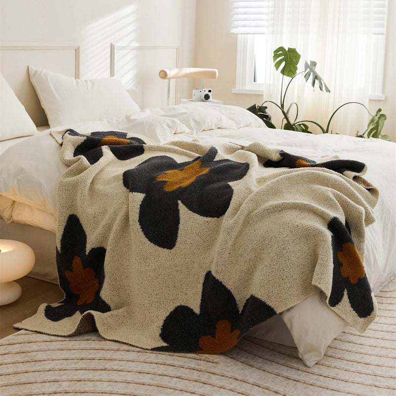 floral knitted throw blanket, view 5 - MRSLM