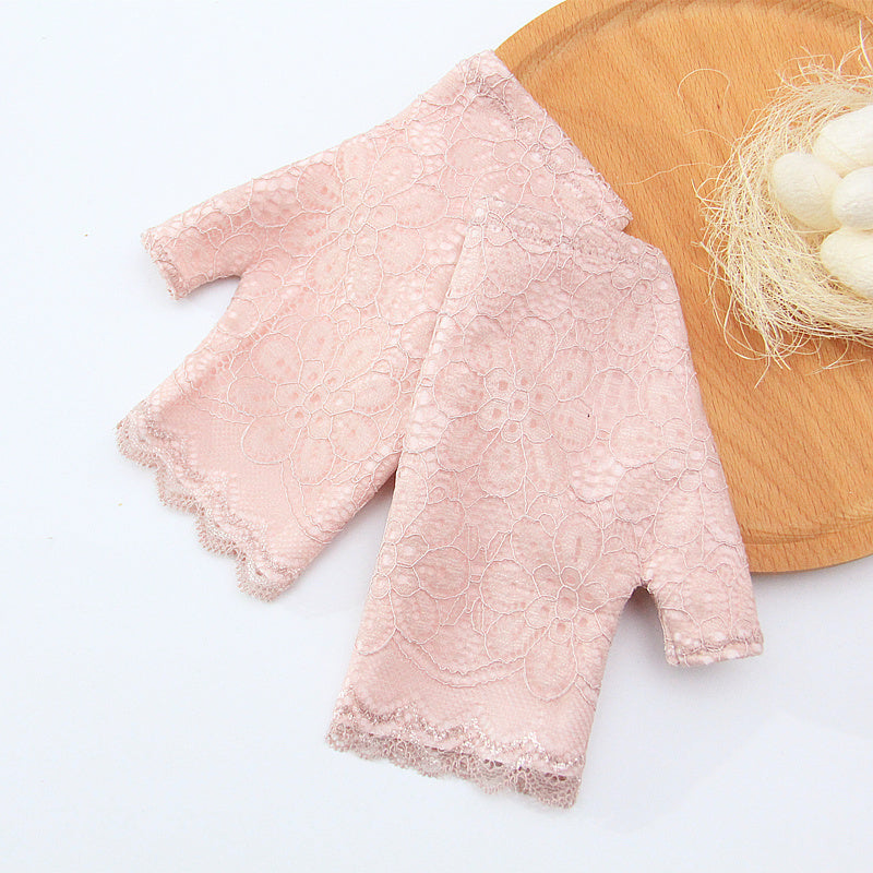 thin mulberry silk finger gloves, view 21 - MRSLM