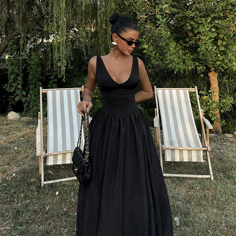 Slim fit V-neck A-line dress, view 4 - MRSLM
