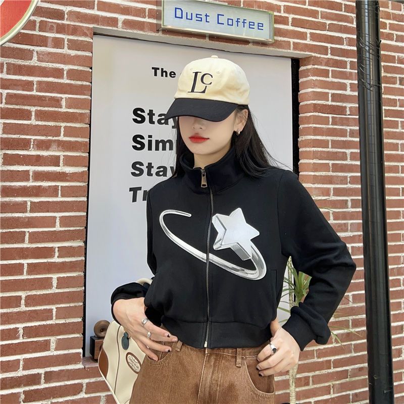 retro star cropped black sweater - MRSLM