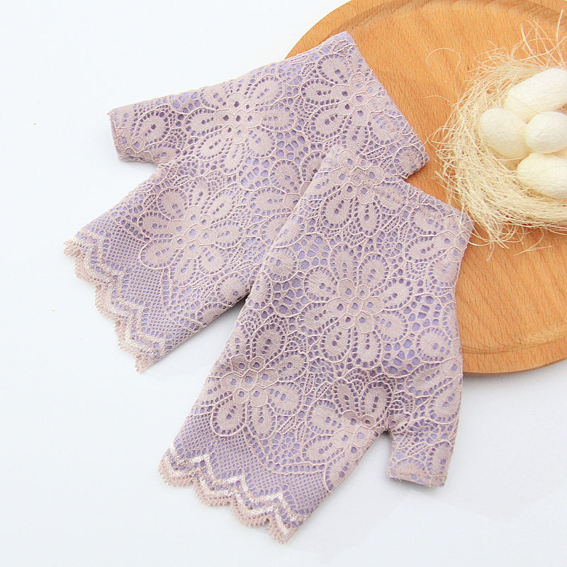 thin mulberry silk finger gloves, view 20 - MRSLM