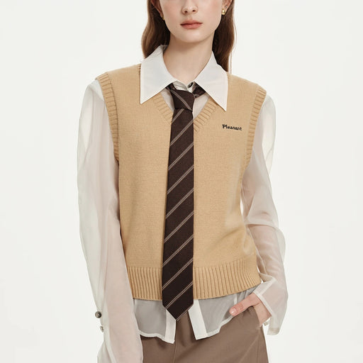 Women's wool blend V-neck sweater vest - MRSLM