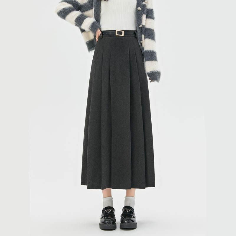Vintage a-line maxi skirt, view 2 - MRSLM