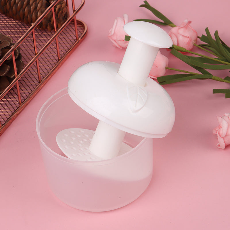Portable foam maker for facial cleanser, view 5 - MRSLM