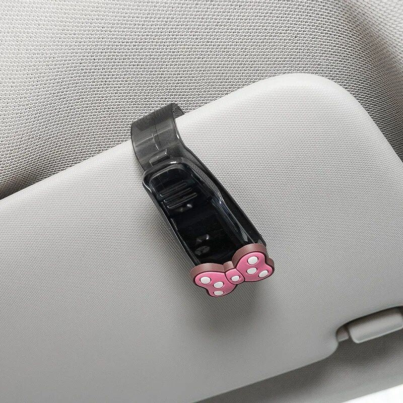 Compact car sun visor organizer with sunglasses holder, view 2 - MRSLM