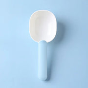 multifunction pet food scoop with sealing bag clip, view 2 - MRSLM