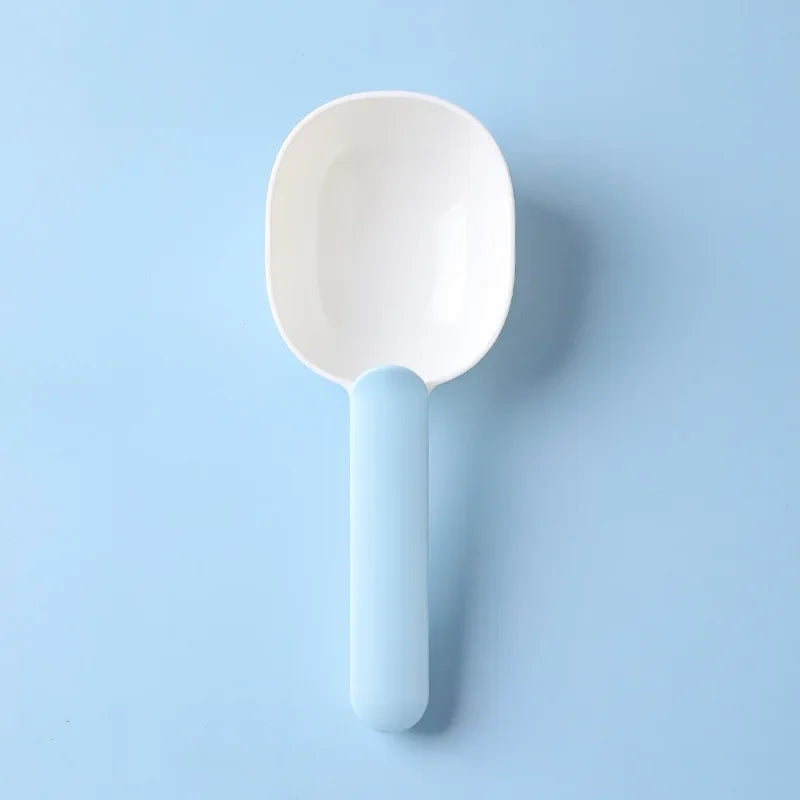 multifunction pet food scoop with sealing bag clip, view 2 - MRSLM