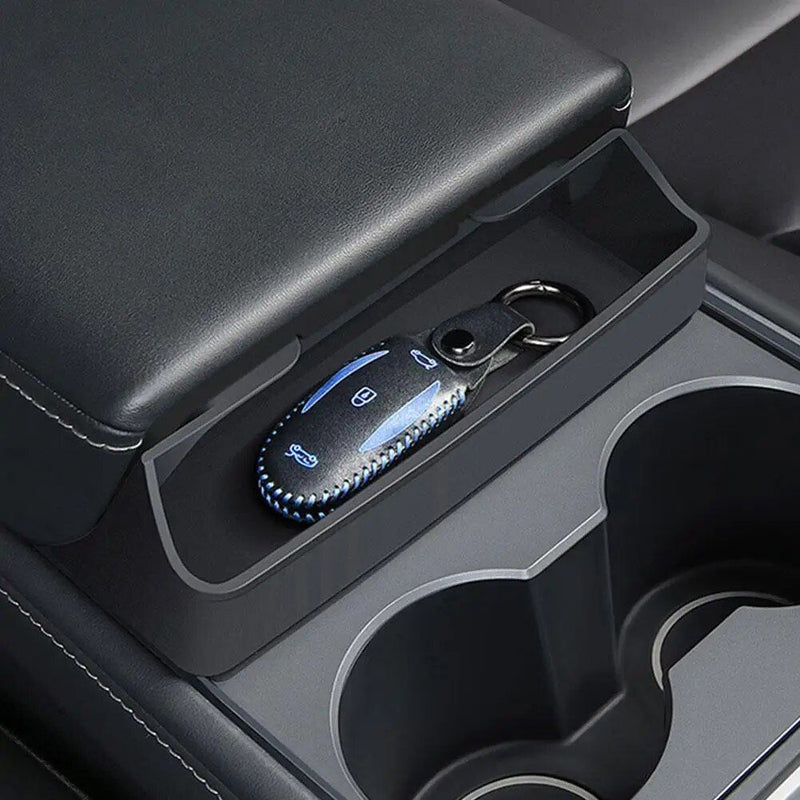 Tesla console storage organizer, view 6 - MRSLM