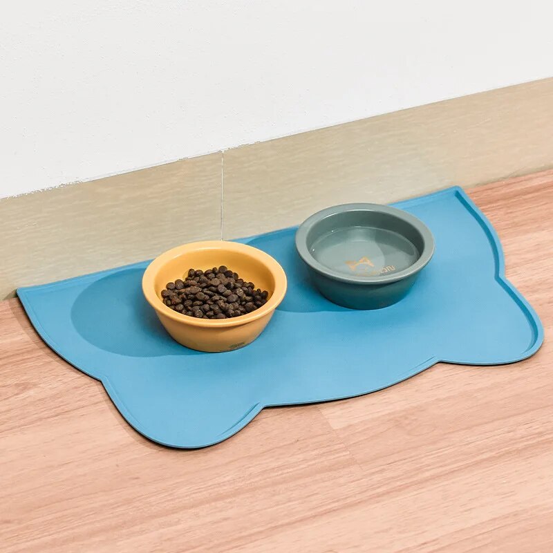 Waterproof non-slip pet feeding mat, view 4 - MRSLM