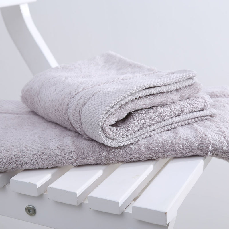 thick cotton bath towel, view 4 - MRSLM