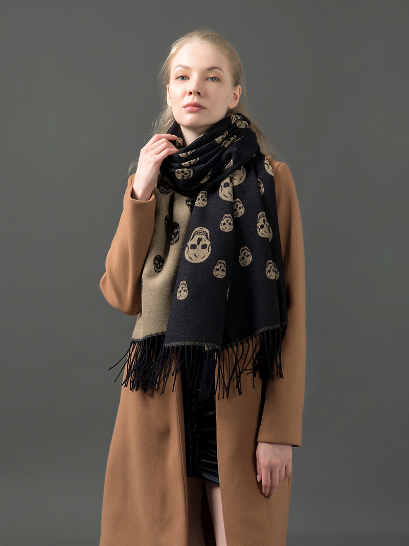 geometric cashmere-look scarf, view 2 - MRSLM