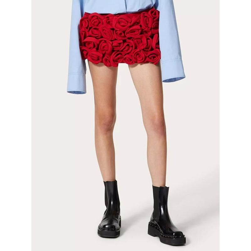 High waist applique shorts, view 4 - MRSLM