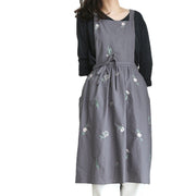 Floral embroidered cotton kitchen apron, view 4 - MRSLM