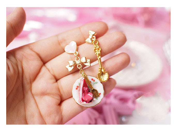 berry cake ceramic ear clip, view 2 - MRSLM