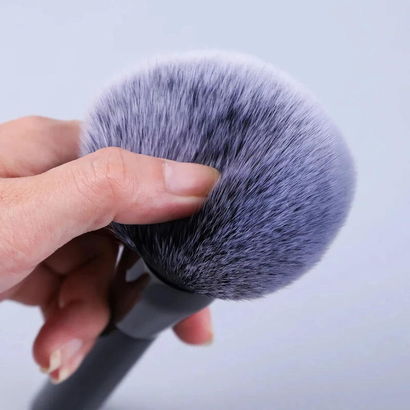 multi-purpose makeup brush, view 6 - MRSLM