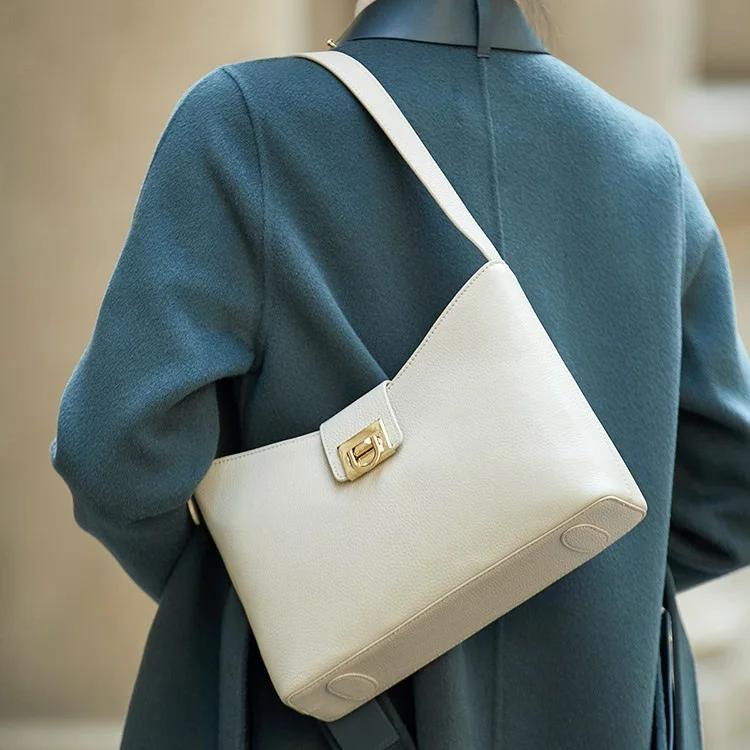 100% real leather shoulder bag, view 5 - MRSLM
