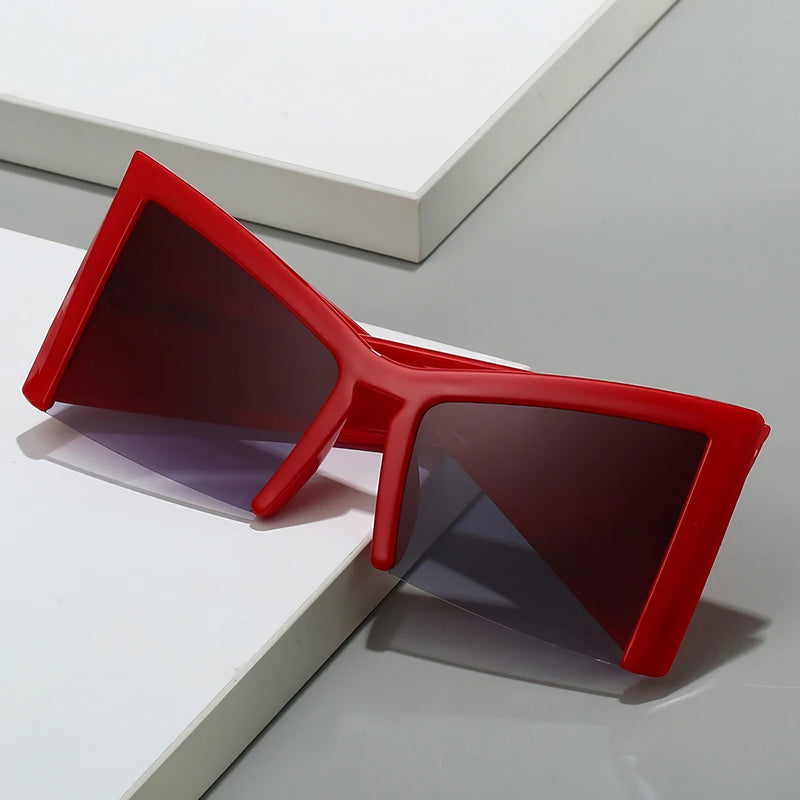 Oversized cat eye sunglasses, view 8 - MRSLM