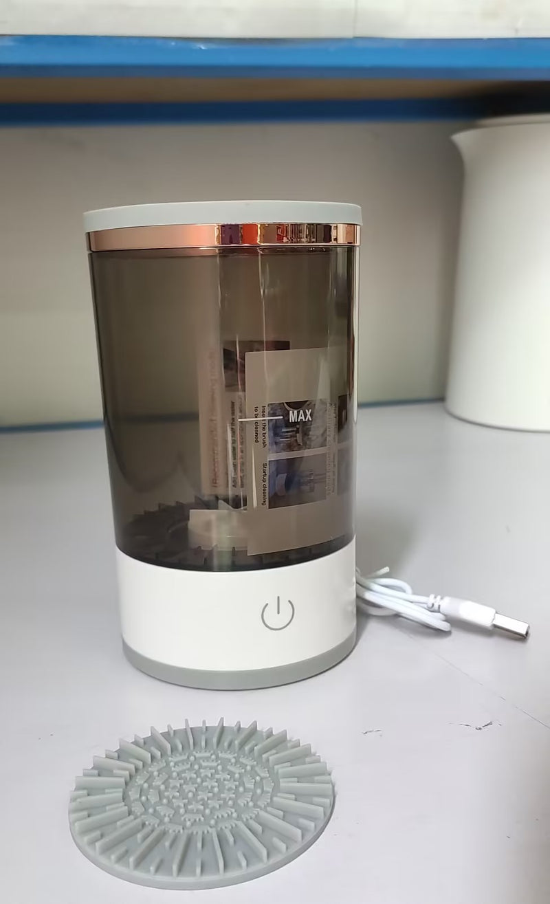 Oil control setting powder with mirror, view 3 - MRSLM