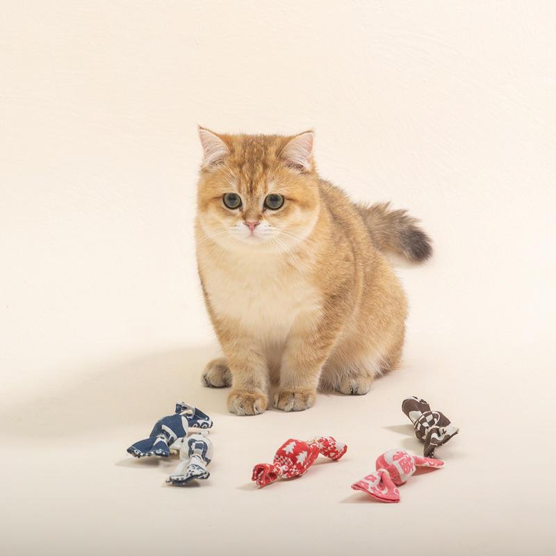 cat chew toy with bell and catnip, view 3 - MRSLM