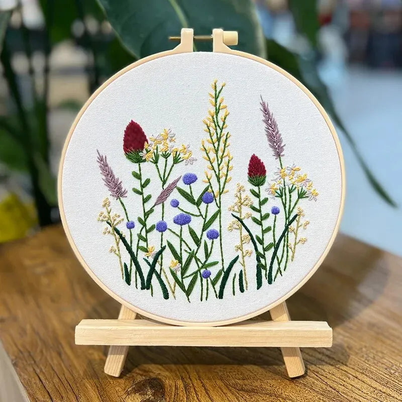 Floral embroidery DIY kit with hoop, view 3 - MRSLM