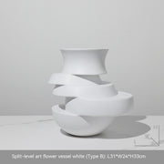 Modern minimalist resin vase, view 4 - MRSLM