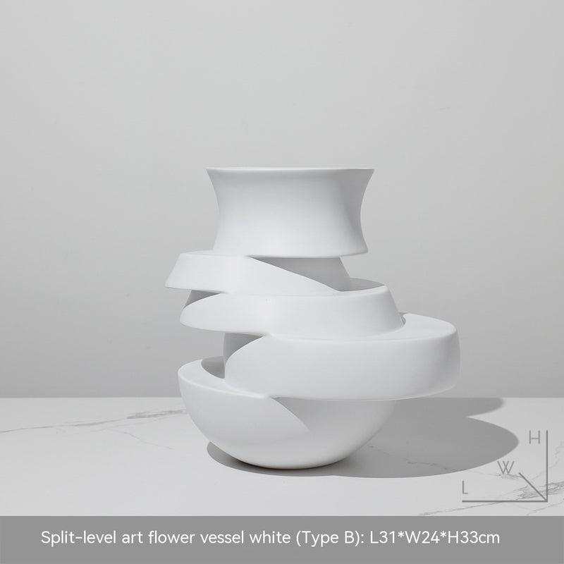 Modern minimalist resin vase, view 4 - MRSLM