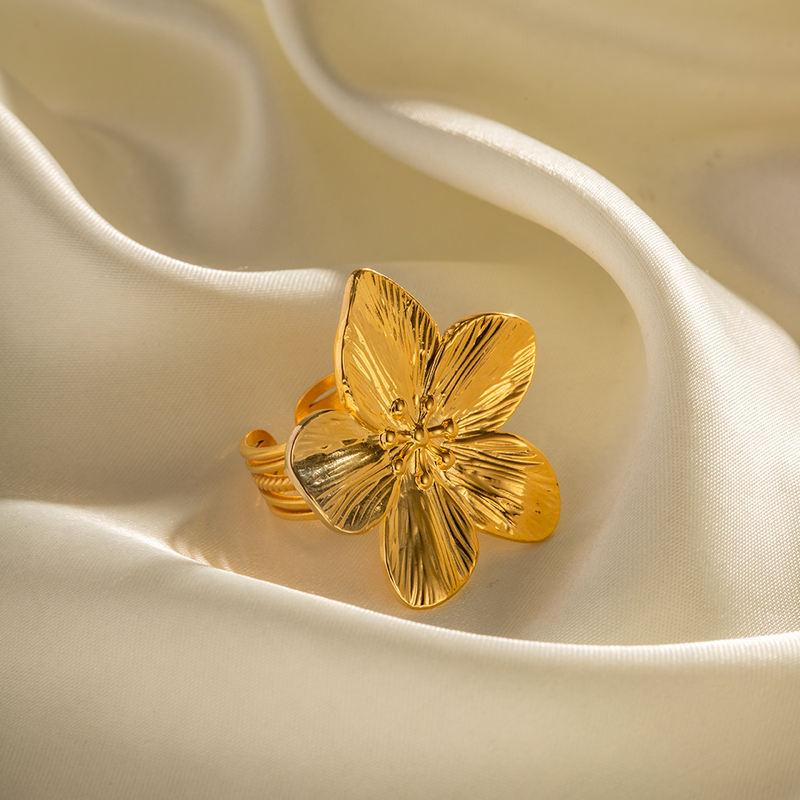 18K gold-plated open floral statement ring - MRSLM