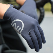 Fleece-lined touch screen riding gloves, view 4 - MRSLM