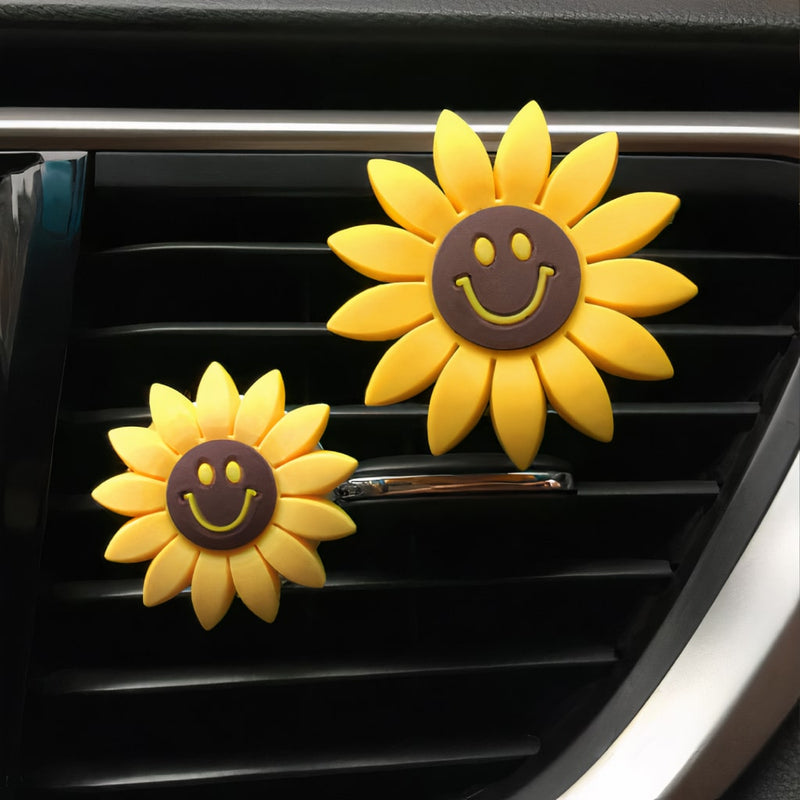 Clip-on sunflower air freshener, view 3 - MRSLM