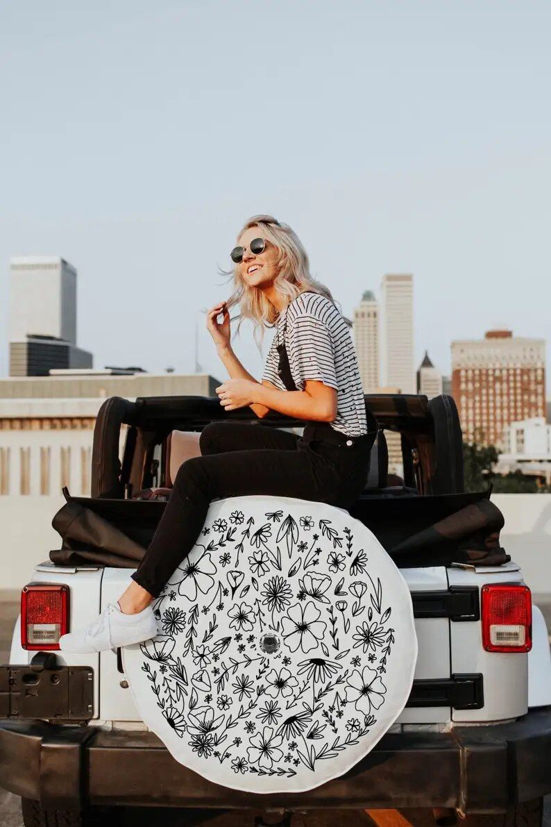 floral spare tire cover, view 4 - MRSLM
