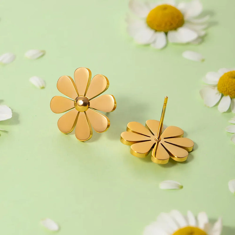Stainless steel 18K PVD plated daisy stud earrings, view 5 - MRSLM