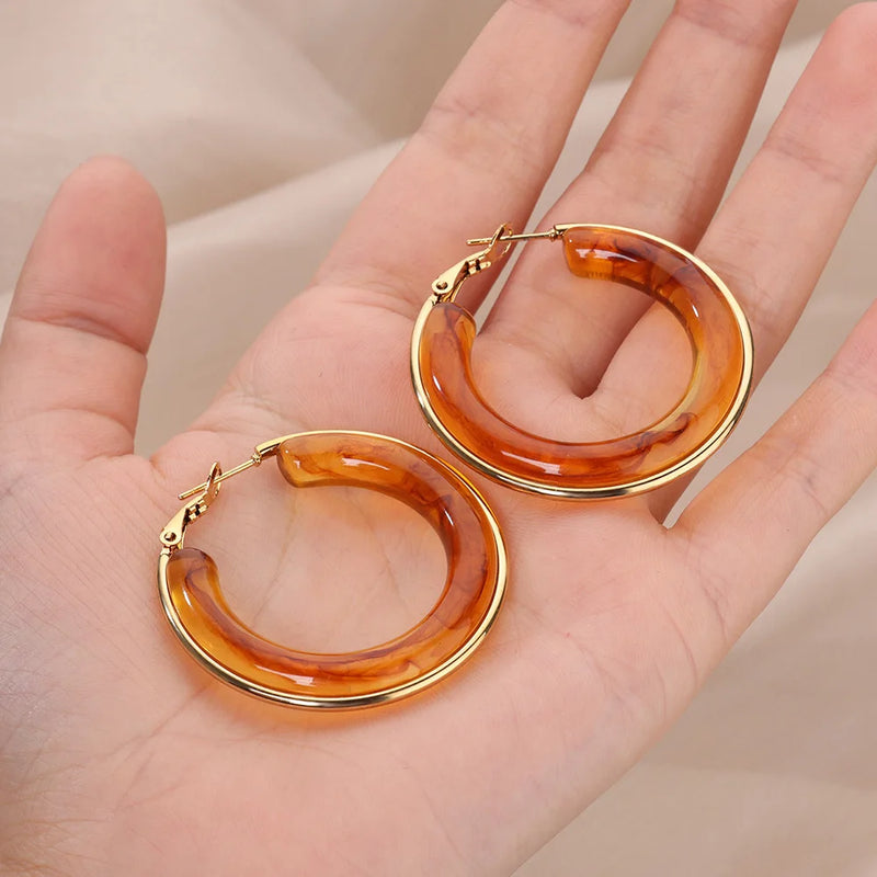Acrylic gradient hoop earrings for women, view 7 - MRSLM