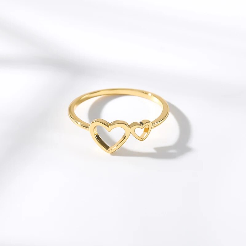 heart-shaped ring, view 2 - MRSLM