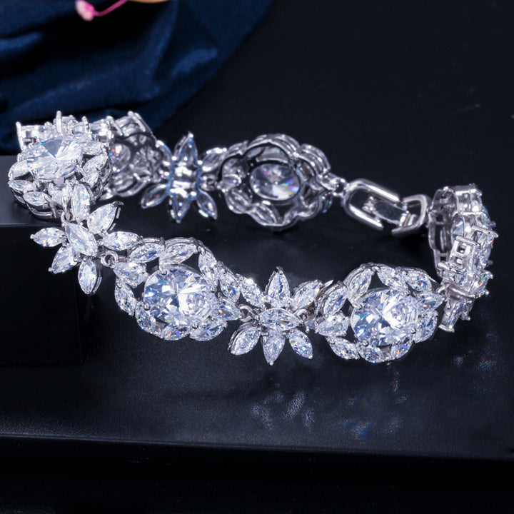 AAA Zircon Fashion Ladies Temperament Floral Hand Jewelry