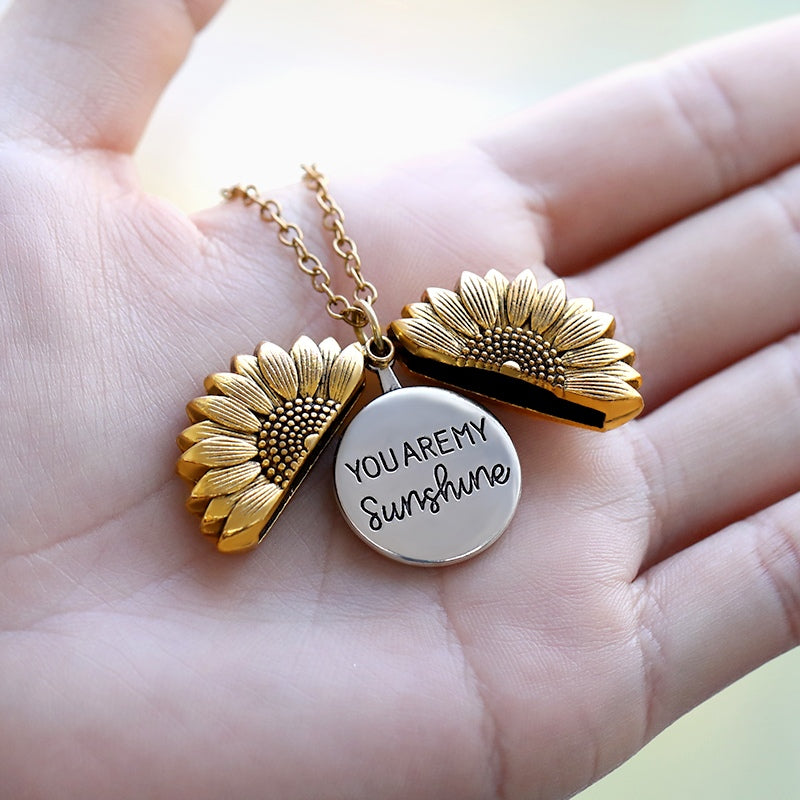 Sunflower pendant necklace, view 7 - MRSLM