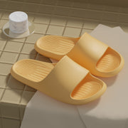 non-slip bathroom slippers, view 3 - MRSLM