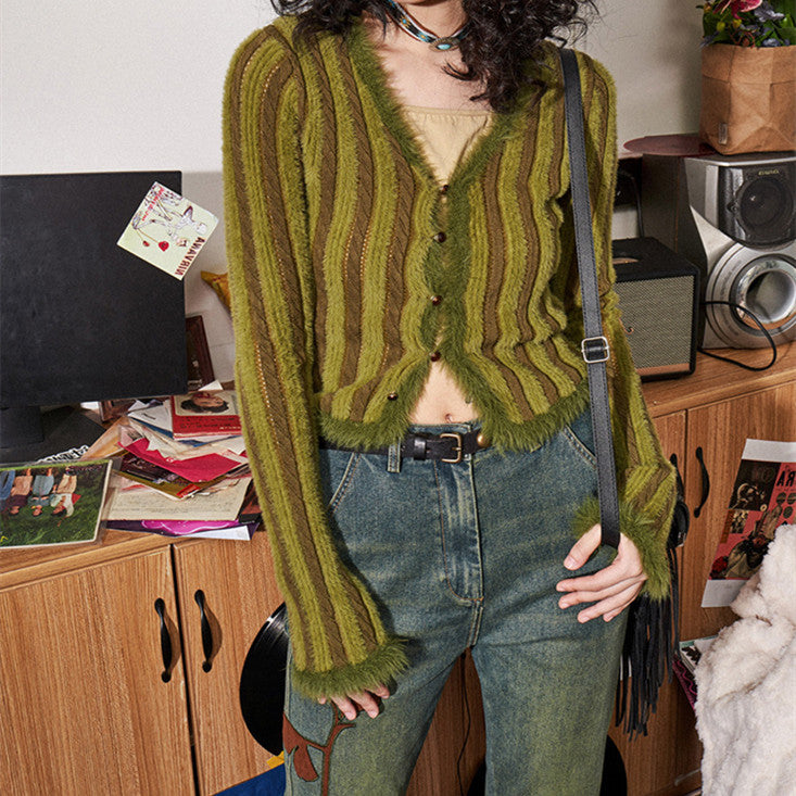 women's retro v-neck short knit cardigan - MRSLM
