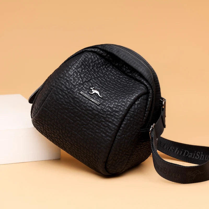Women's genuine leather crossbody bag, view 4 - MRSLM