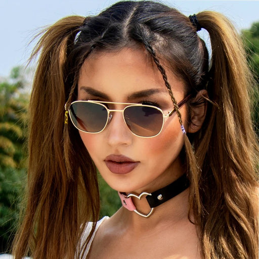 Vintage oval wood-look sunglasses - MRSLM