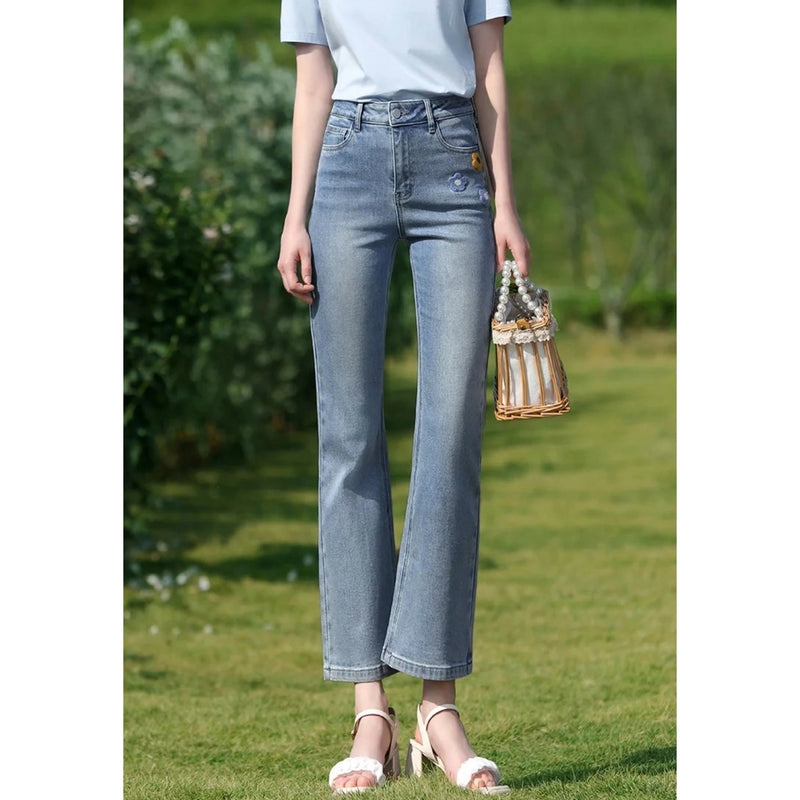 light blue embroidered high-waisted jeans, view 2 - MRSLM