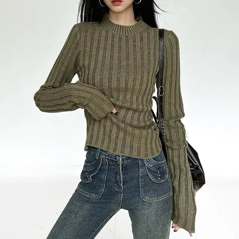 Round neck slim fit knitted pullover, view 2 - MRSLM