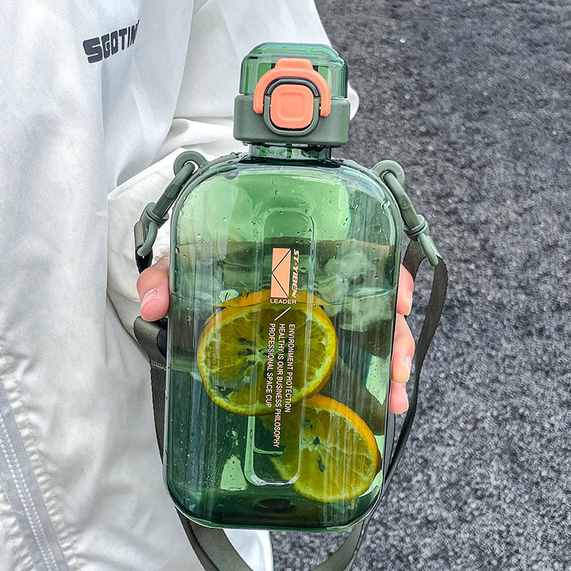 750ml reusable water bottle, view 3 - MRSLM