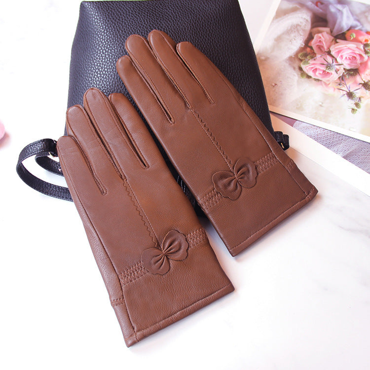 Women's sheepskin leather bow gloves, view 8 - MRSLM