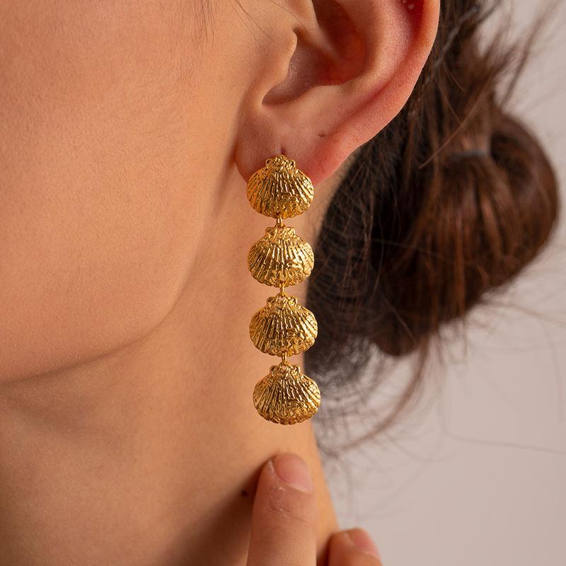 gold plated shell earrings - MRSLM